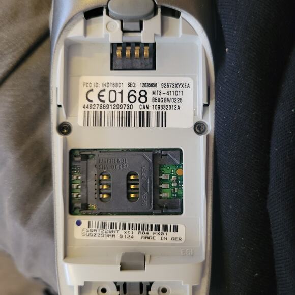 Motorola Timeport 270C? Cell Phone U.S. Voicestream - Picture 8 of 8